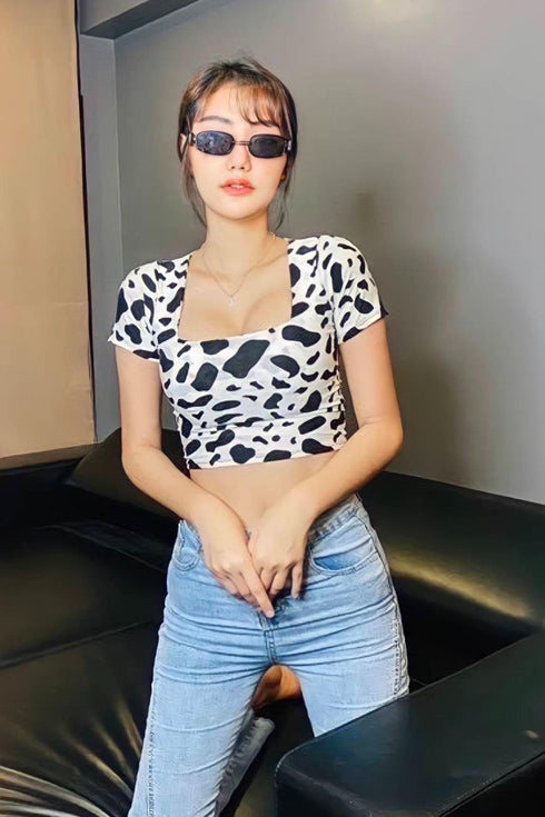 Women Low Neck Cut Animal Print Crop Tops